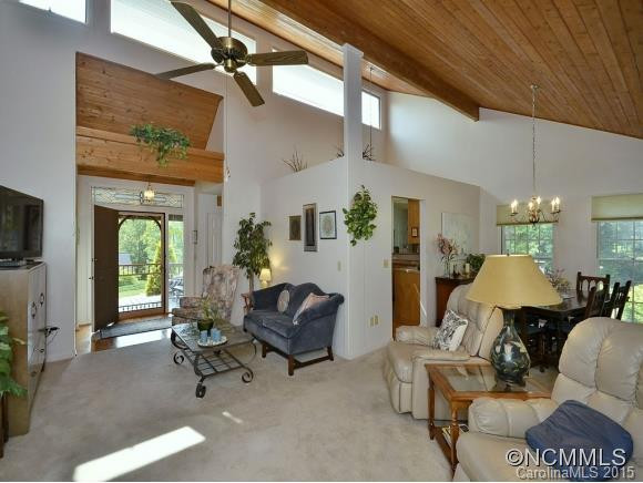 77 Hillcrest Drive - Photo 5