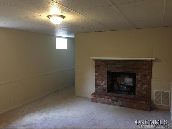 415 Russell Cove - Photo 2