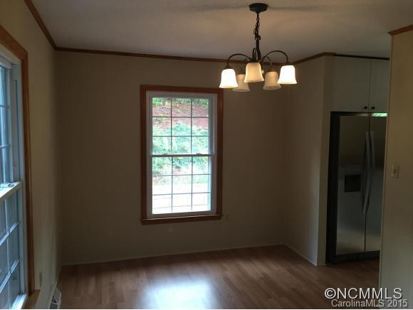 415 Russell Cove - Photo 12