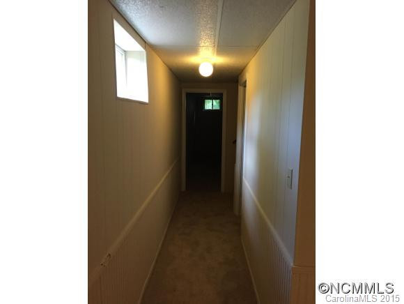 415 Russell Cove - Photo 4