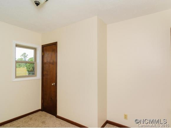 260 Flint Hill Road - Photo 13
