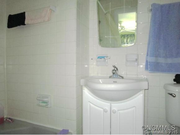 20 O'Malley Drive - Photo 12