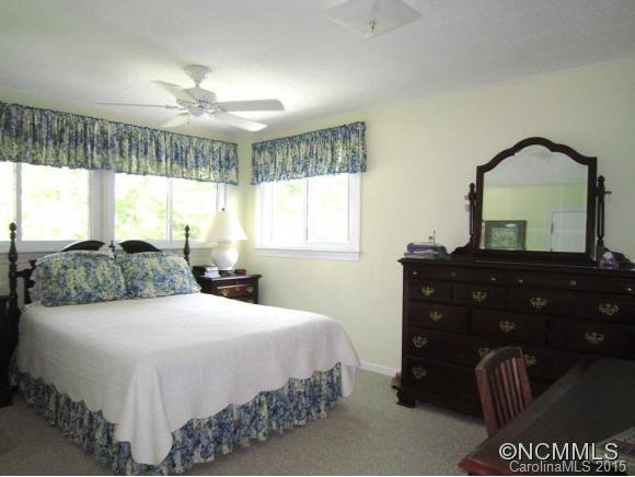 20 O'Malley Drive - Photo 10