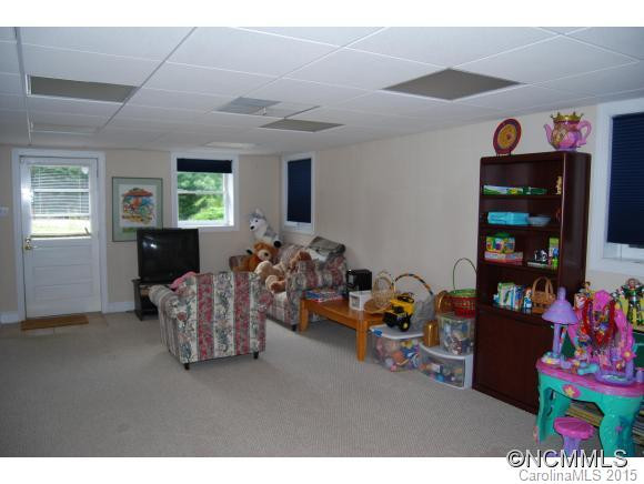 650 Buckeye Cove Road - Photo 10