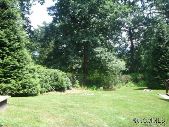 12 E. Danbury - Photo 16