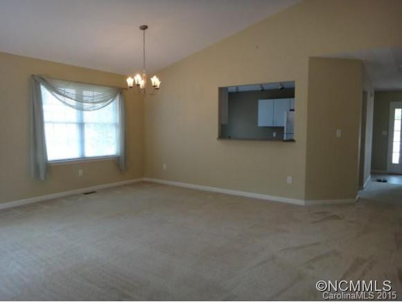 12 E. Danbury - Photo 5
