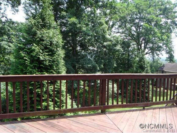 12 E. Danbury - Photo 8