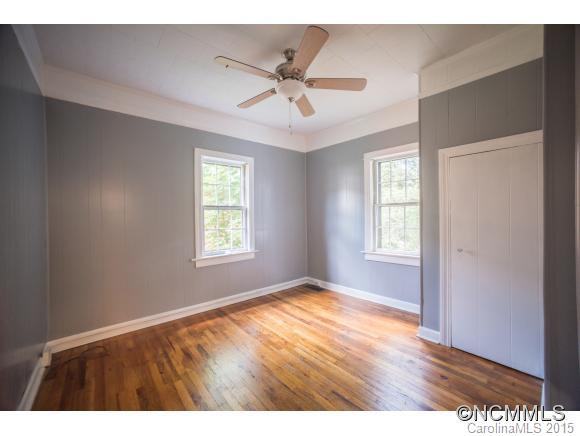 42 Madison Ave - Photo 8