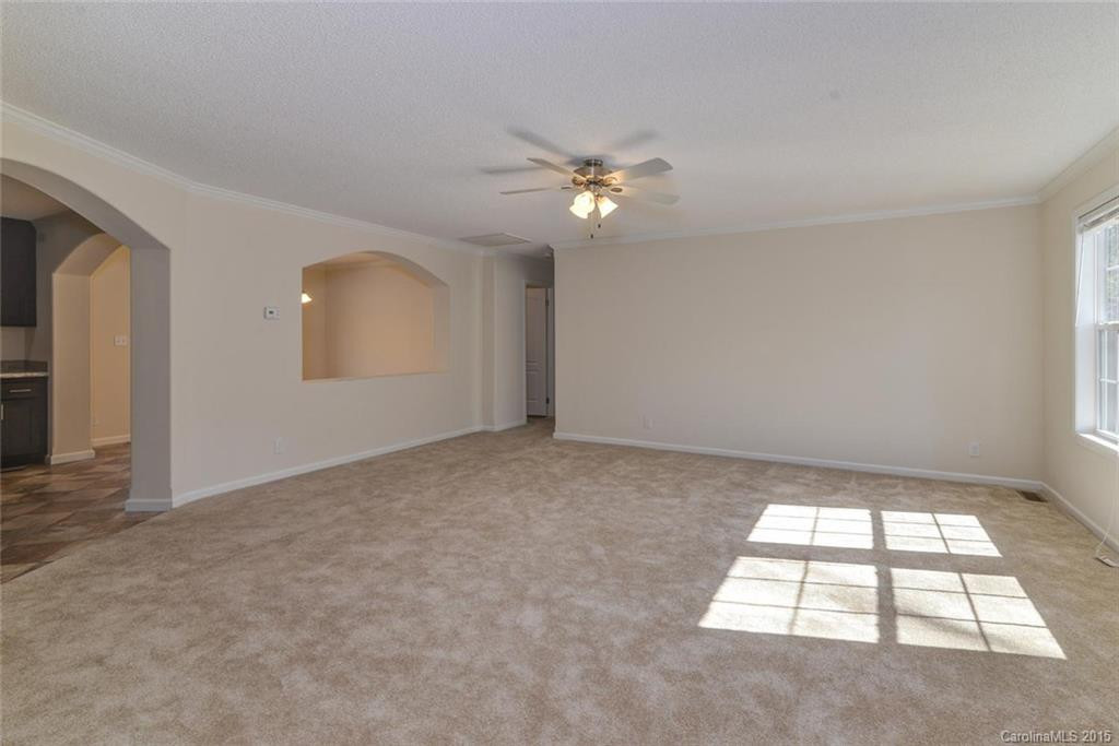 1 Glenview Rd - Photo 4