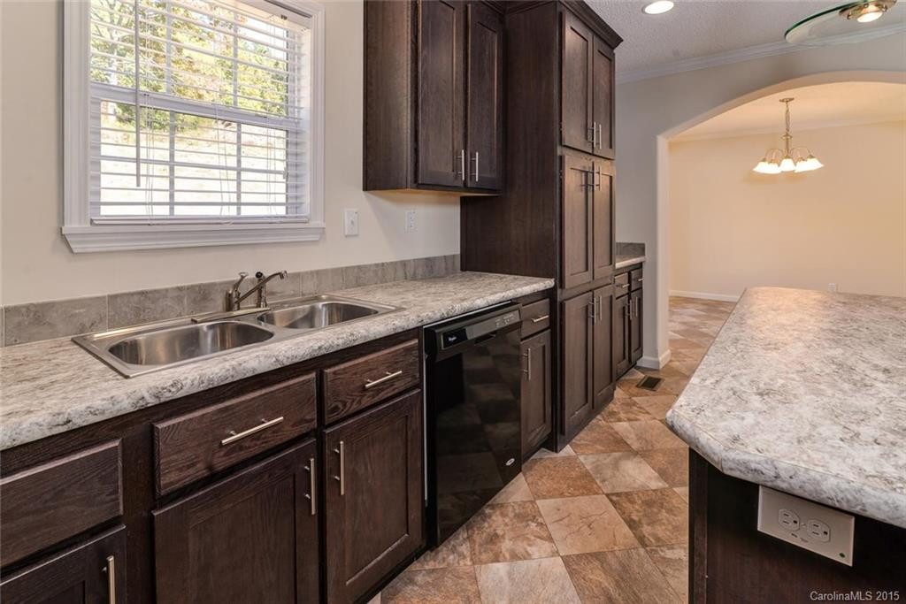 1 Glenview Rd - Photo 8