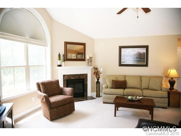 2 Mountain Meadow Circle - Photo 2
