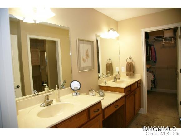 2 Mountain Meadow Circle - Photo 9