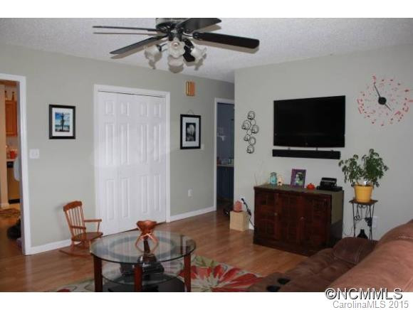 47 Ashwood Drive - Photo 11
