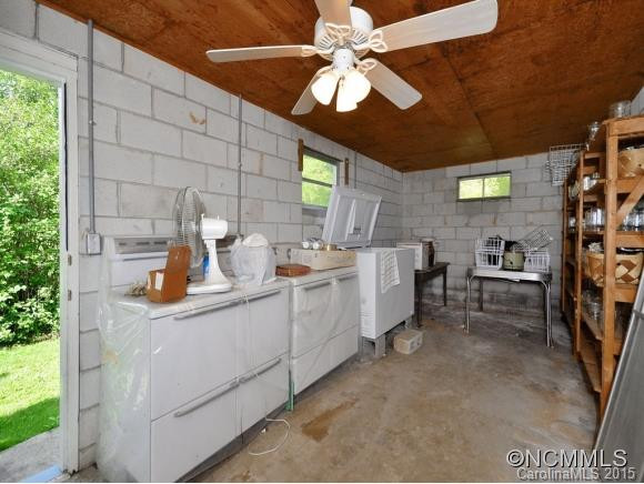 231 Dix Creek Road - Photo 12