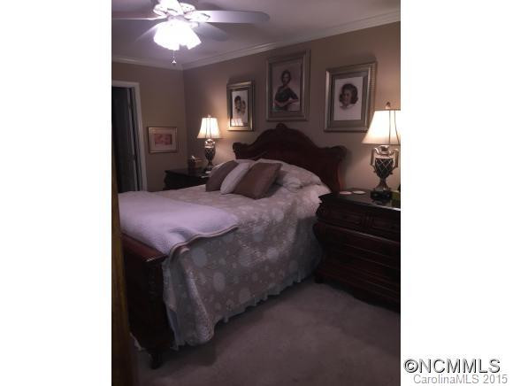 4806 Breakers Lane - Photo 12