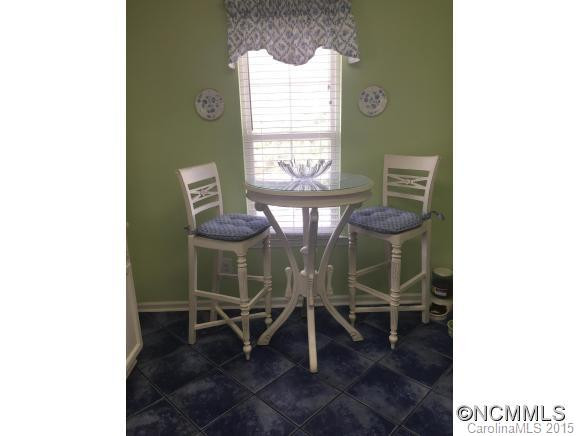 4806 Breakers Lane - Photo 3