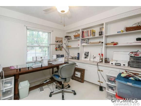 23 King Arthur Pl - Photo 14