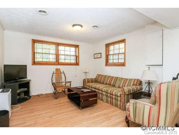 23 King Arthur Pl - Photo 17