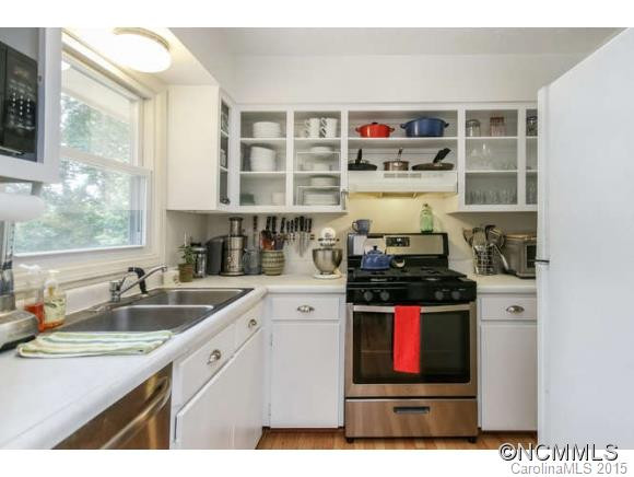 23 King Arthur Pl - Photo 9