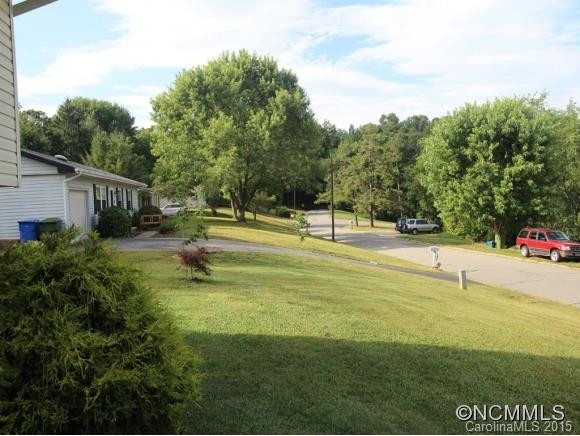 4 KING ARTHUR PL - Photo 20