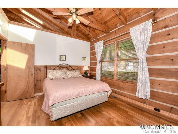 1037 Acres View Drive - Photo 14