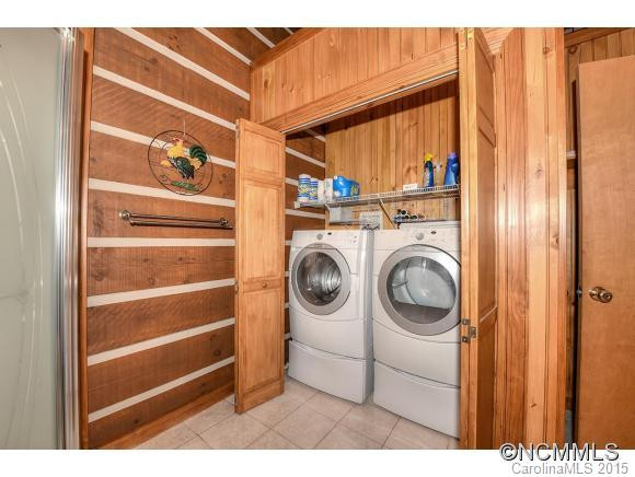 1037 Acres View Drive - Photo 17