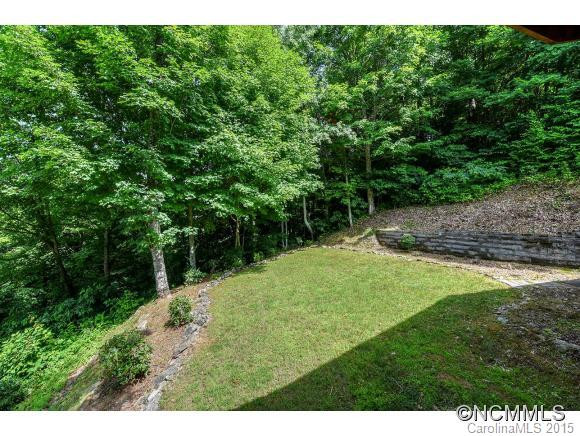 1037 Acres View Drive - Photo 20