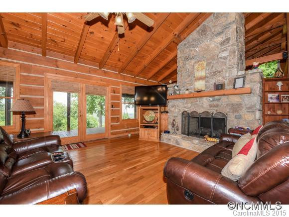 1037 Acres View Drive - Photo 4