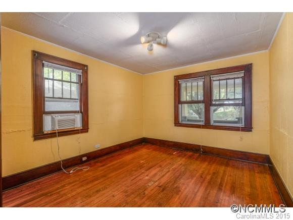 118 Swannanoa Ave - Photo 7