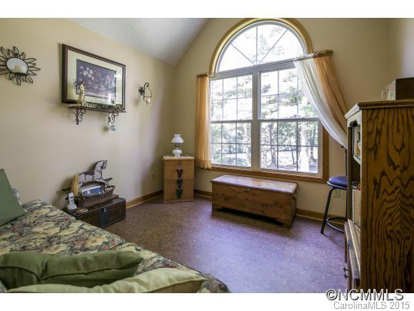 235 Hondah Boulevard - Photo 12
