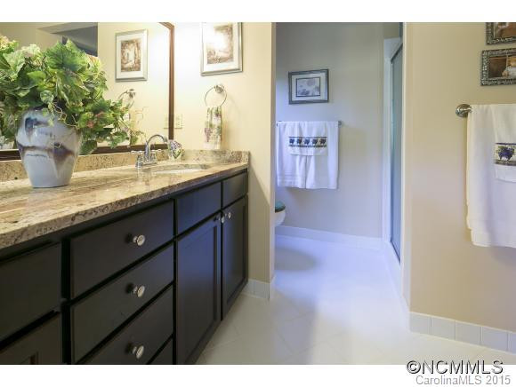235 Hondah Boulevard - Photo 6