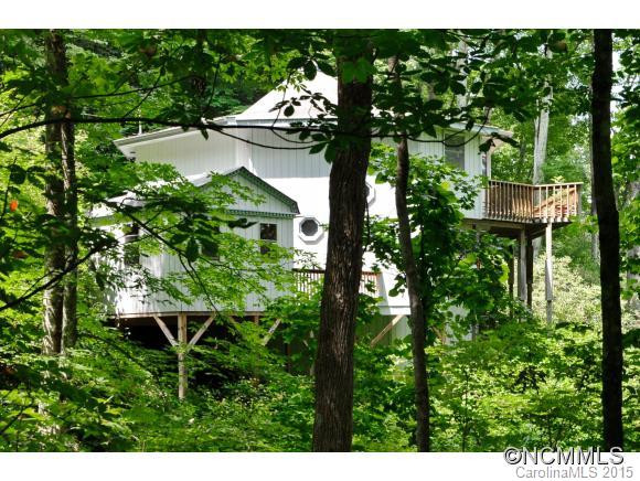 1624 Apple Creek Road