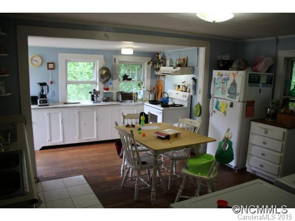 18 First Street - Photo 5