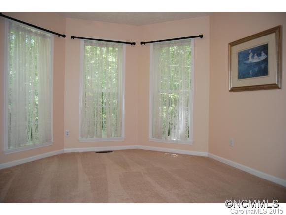 302 Sourwood Road - Photo 3