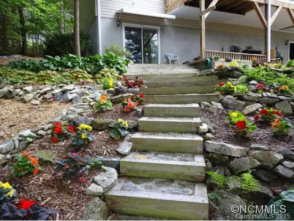 7 MAPLE LEAF DRIVE - Photo 23