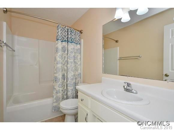 7 MAPLE LEAF DRIVE - Photo 10