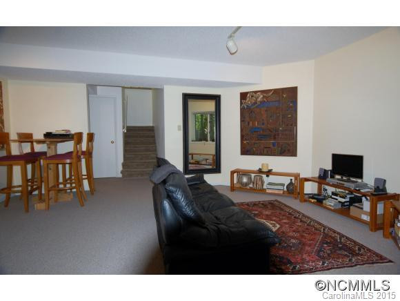 48 Whitaker View - Photo 16