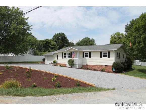 5057 Howard Gap