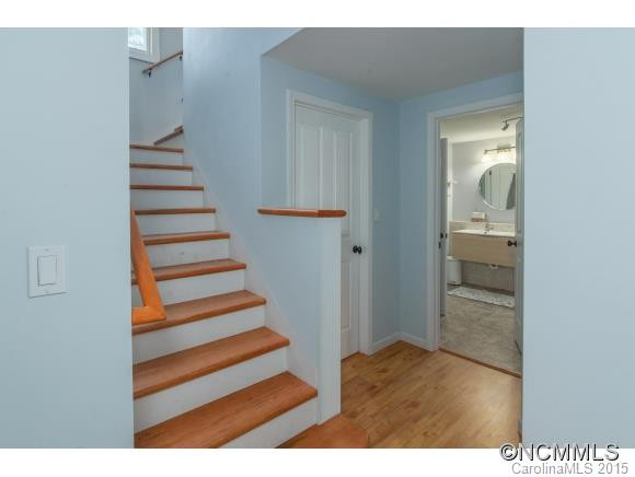 485 College Street - Photo 13