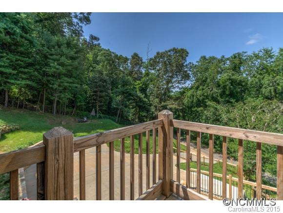 485 College Street - Photo 15