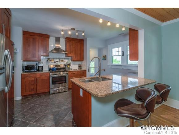485 College Street - Photo 7