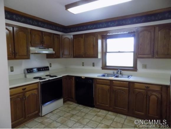 190 Moffitt Road - Photo 4