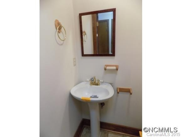 190 Moffitt Road - Photo 9