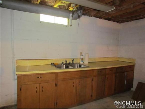 226 Tappan Street - Photo 19
