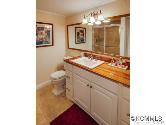 90 Berry Street - Photo 14