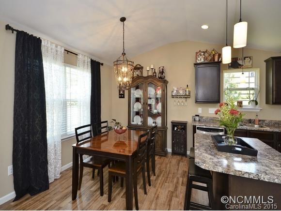 105 Pondside Court - Photo 5