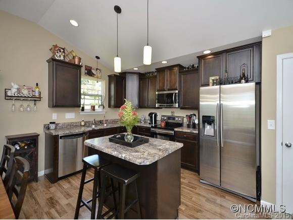 105 Pondside Court - Photo 6