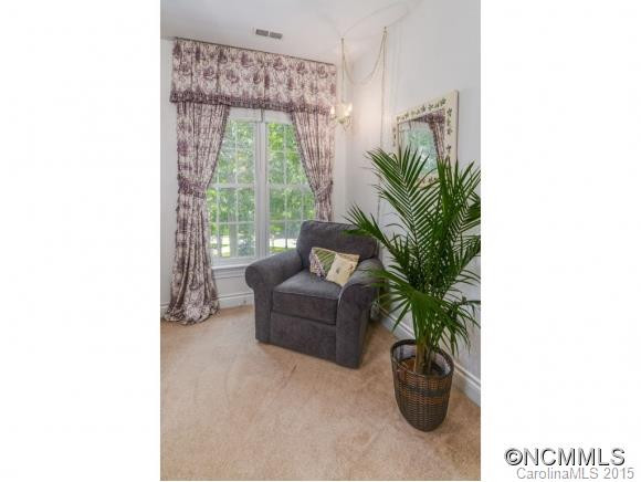 330 RED FOX CIRCLE - Photo 19