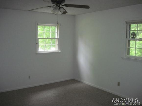 101 Braemar - Photo 2