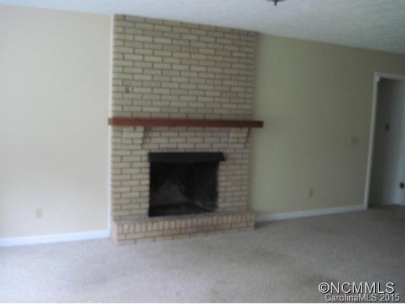 101 Braemar - Photo 6